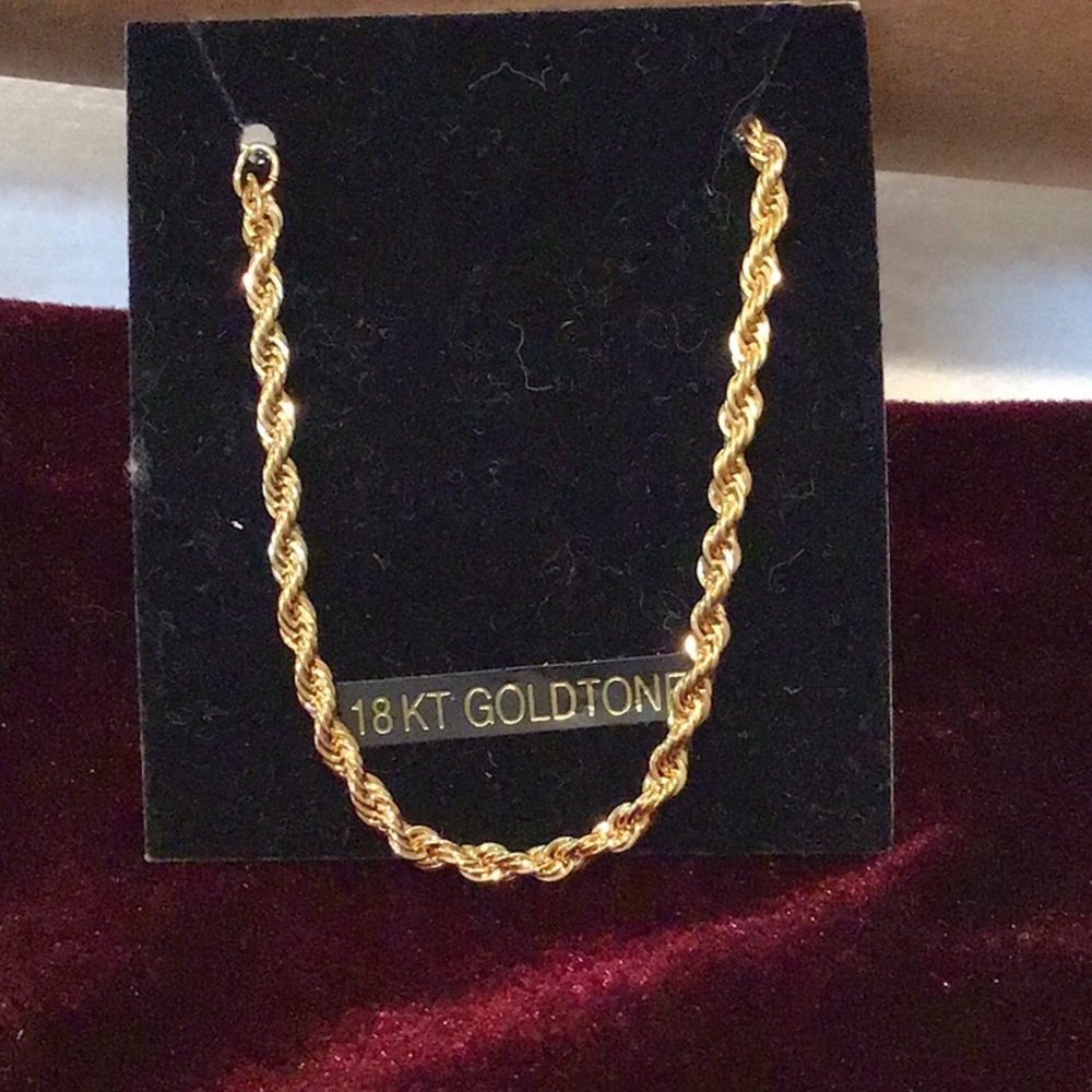 18 Kt Gold tone bracelet